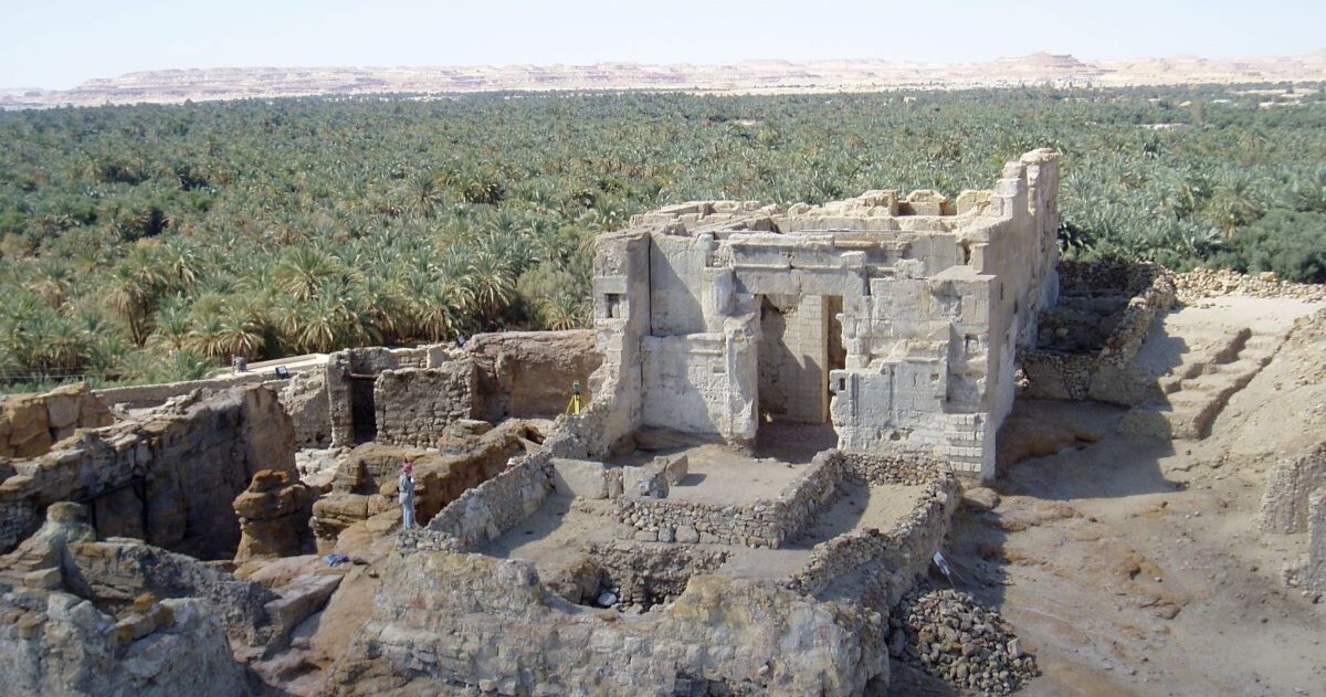 Tour to the Temple of the Oracle