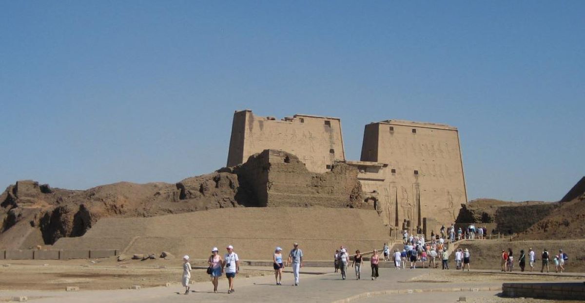 Tour to the Temple of Horus in Edfu