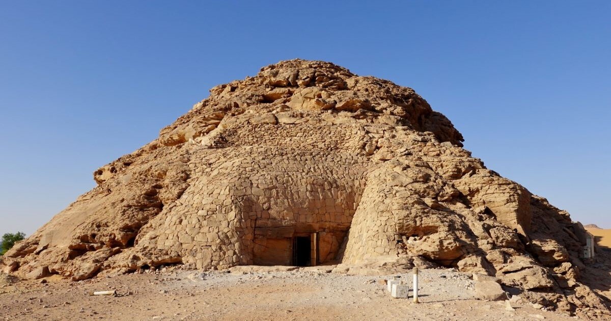 Tour to the Tomb of Pennut