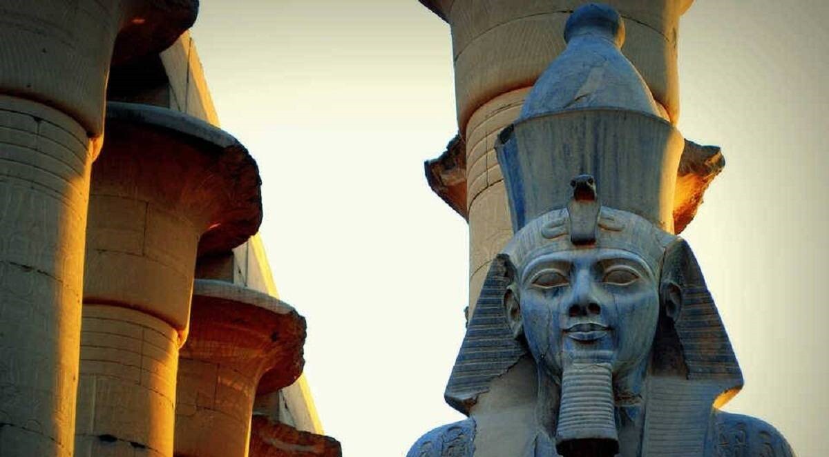 Tour to the Luxor Temple