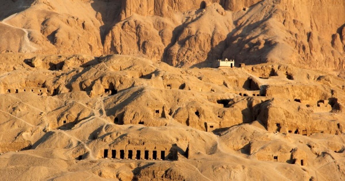 Tour to the Valley of the Noble