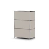 Cubox Büroregal mit 3 Ebenen und 3 Klappen in Seidengrau, Schrägansicht von hinten freigestellt auf weißem Hintergrund