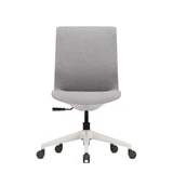 ofinto Flex Office in Weiß ohne Armlehnen - Frontalansicht des minimalistischen Bürostuhls mit ergonomischer Sitzfläche