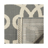 Courtyard Gray and Beige 5'3" x 7'7" Outdoor Area Rug
