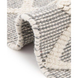 English Manor Dorset 2'7" x 10' Runner Area Rug