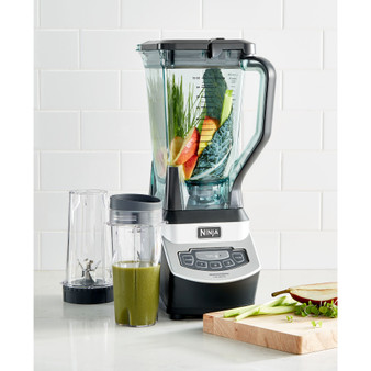 BL660 Professional Blender & Nutri Ninja® Cups