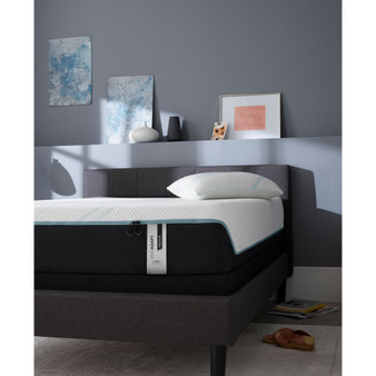 TEMPUR-ProAdapt 12" Medium Hybrid Mattress Set- Queen Split