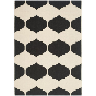 Courtyard Beige and Black 6'7" x 9'6" Sisal Weave Outdoor Area Rug