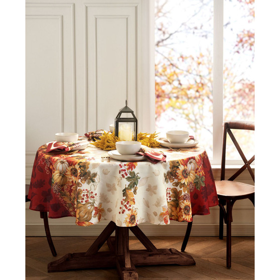 Swaying Leaves Double Border 70" Round Tablecloth