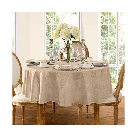 Barcelona Damask 60" x 84" Oval Tablecloth