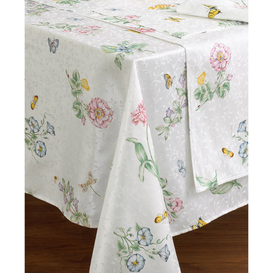 Butterfly Meadow Oblong 60" x 120" Tablecloth