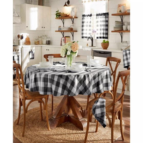 Farmhouse Living Buffalo Check 70" Round Tablecloth