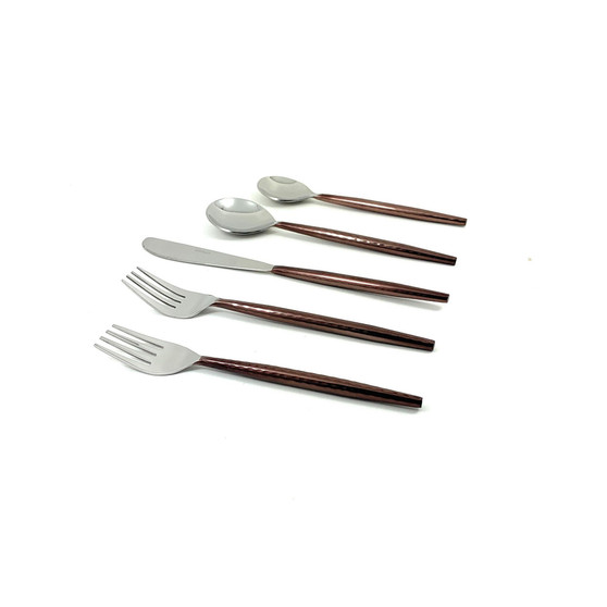 20 Piece Flatware Set, Service for 4 (Hammered Handle)