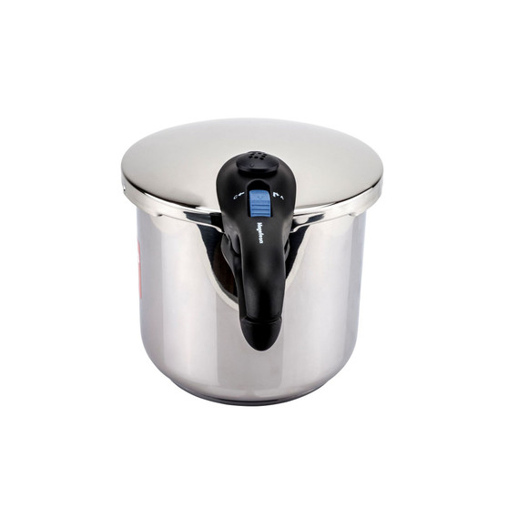 Favorite Stainless Steel 8 Qt. Pressure Cooker