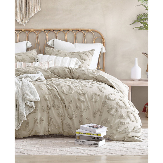 Chenille Leopard Linen 3 Piece Comforter Set, Full/Queen