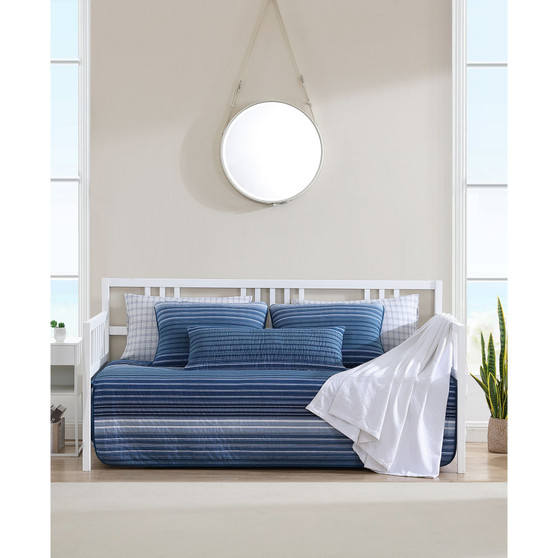 Coveside Blue Cotton Reversible 4-Piece Daybed Bonus Set