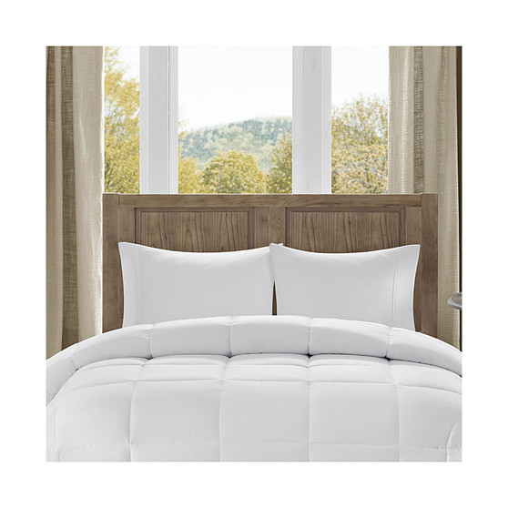 Winfield Luxury 300 Thread Count Down-Alternative Comforter, Twin/Twin XL