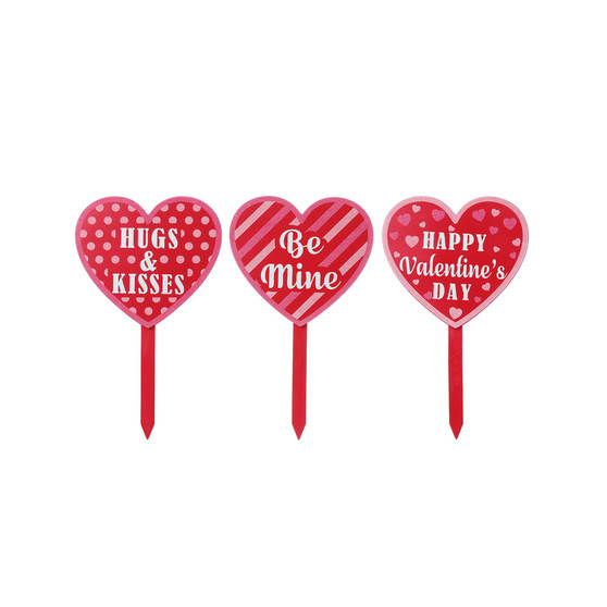 15" Wooden Heart-Shaped Yard Stake Set, 3 Piece