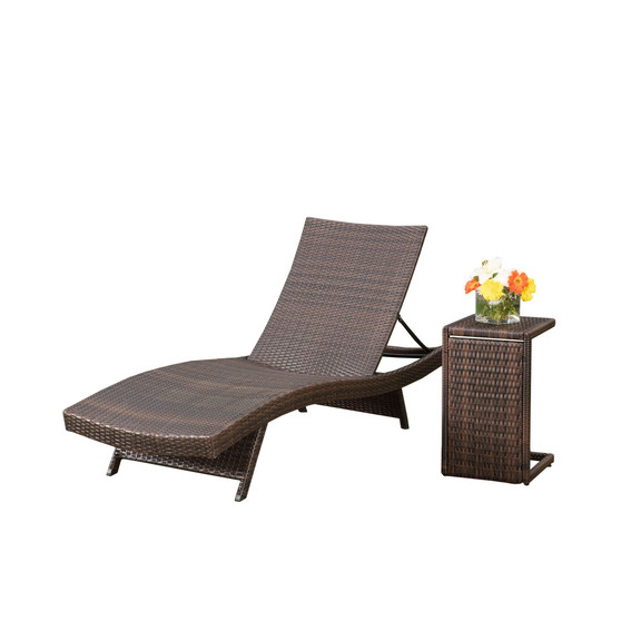 Salem Chaise Lounge with C-shaped Table