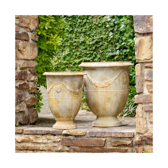 Oyster Metal Pots