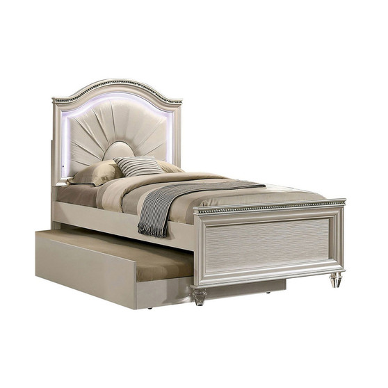 Glorethia Pearl Upholstered Full Bed