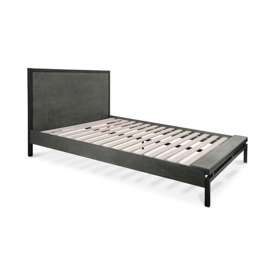 Ascher Queen Bed