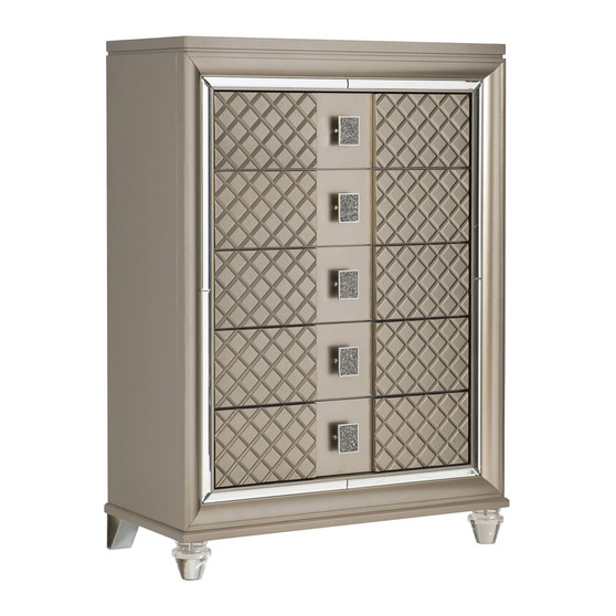 Glamour Chest