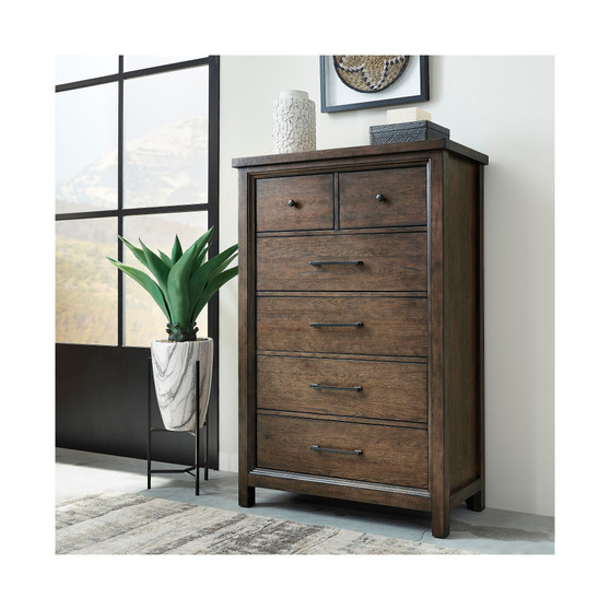 Denman Chest