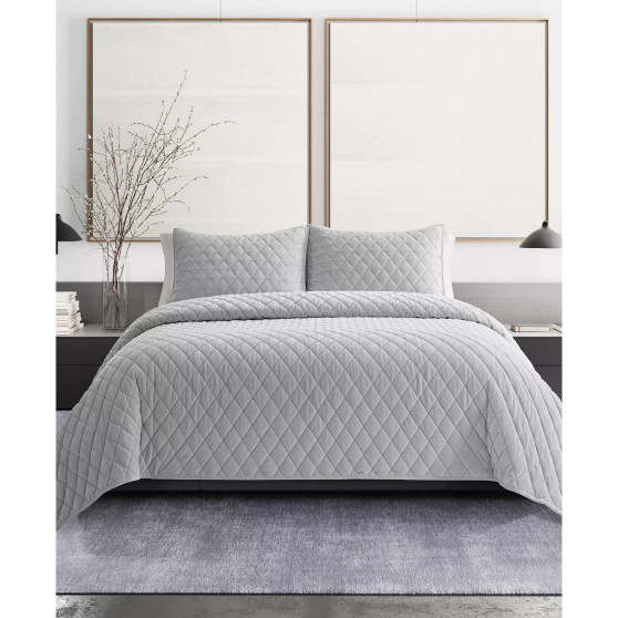 Diamond Velvet Reversible 3 Piece Quilt Set, Queen