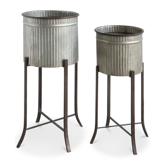 Set of 2 Iron Planters