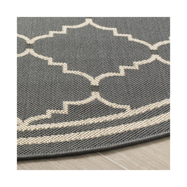 Courtyard Gray and Beige 5'3" x 5'3" Sisal Weave Round Outdoor Area Rug