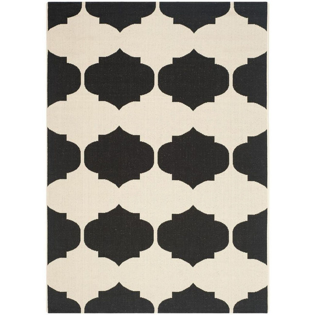 Courtyard Beige and Black 6'7" x 9'6" Sisal Weave Outdoor Area Rug