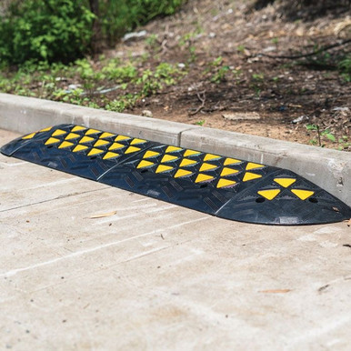 Kerb Ramp High End Cap Reflective 150mm