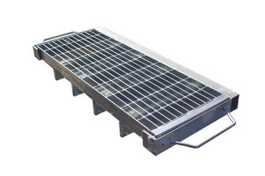 QLD Hinged Gully Grate and Frame, 900 x 600 Class D