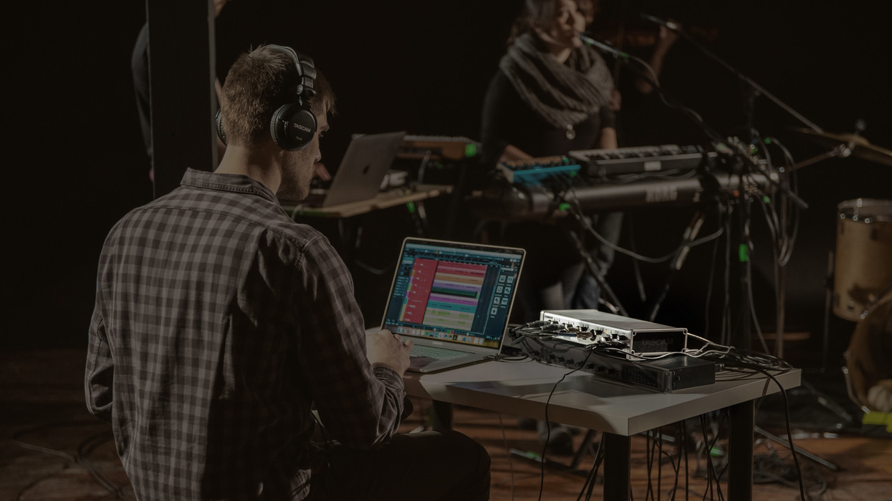 TASCAM Series 208i USB Audio w/ MIDI Interface - Phantom Dynamics 