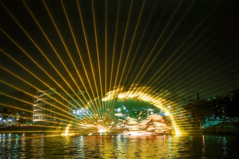 LASER DE SPECTACLE KVANT SPECTRUM - 22 Watts RGB, Occasion Fonctionnel