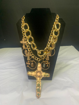 Statement Jewelry (Gold Cross)