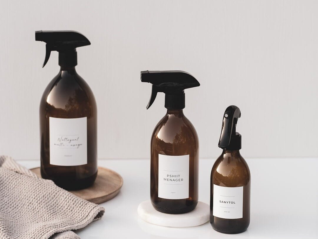 Bouteille pulvérisateur en verre ambré, spray personnalisé