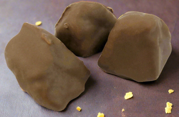 Kingsway Chocolate Covered Cinder Toffee 100g - Buy at Cinema Snacks, Snacking World Kingsway Chocolate Covered Cinder Toffee 100g - Buy at Cinema Snacks, Snacking World