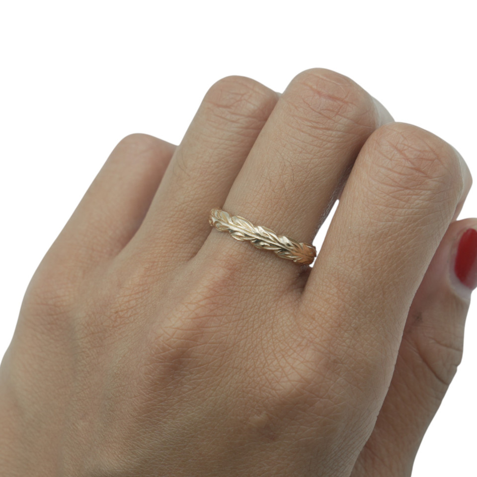 4mm Maile Scalloped Edge Ring