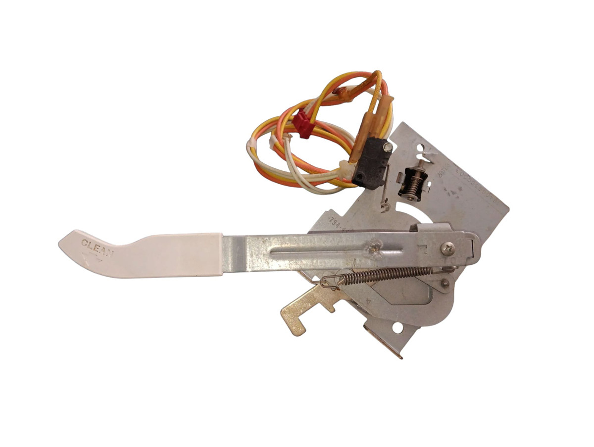 GE Range Door Latch and Handle Assembly JBP73WL3WW with part number WB14T10040