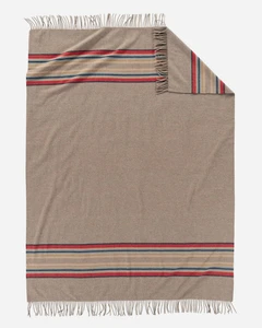 5TH AVENUE THROW-26