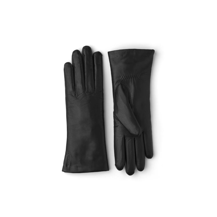 Elisabeth Leather