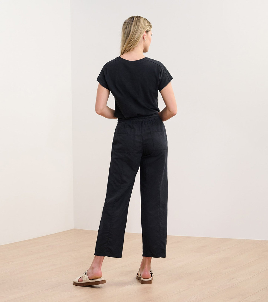 Straight Leg Linen Pants - Black