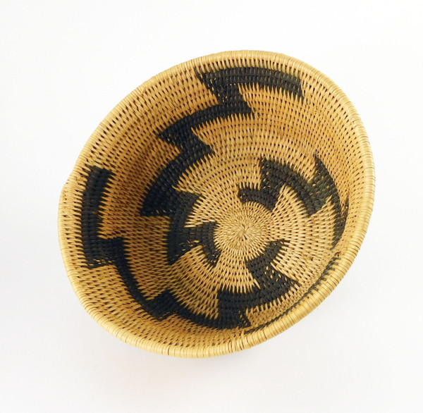 Pomo Single Rod Gift Basket