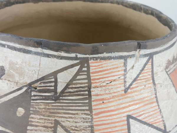 Antique Zuni Pueblo Pottery Jar