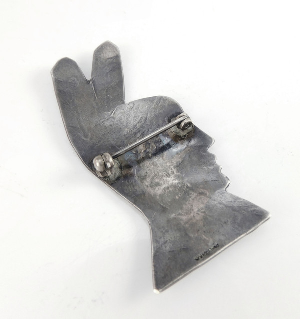 Silver Indian Head Pin by Wolf Robe Hunt