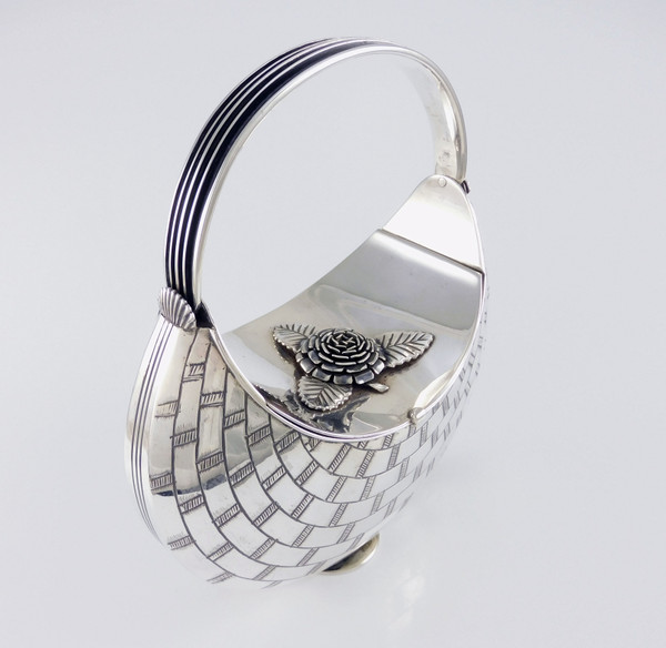 Kenneth Begay for White Hogan Silver Opera Bag