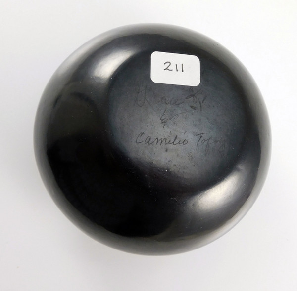 Grace and Camilio Two Tone Pottery Bowl