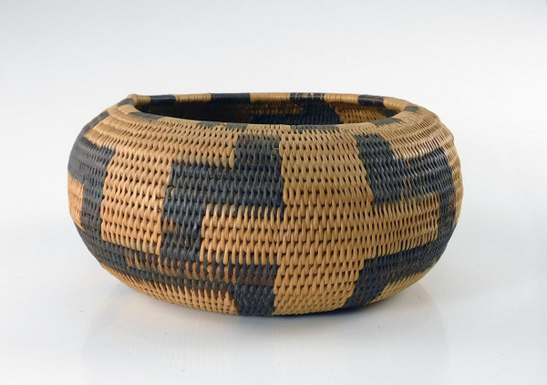 Antique Pomo Indian Single Rod Basketry Bowl